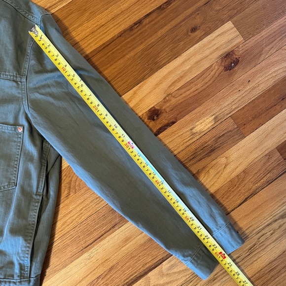 Levi's Premium Men's Sage Green Denim Jacket. Size large - Picture 10 of 15